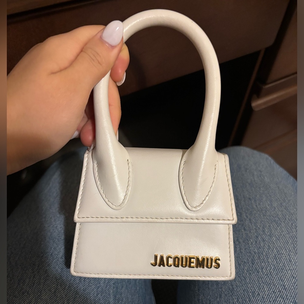 JACQUEMUS LE CHIQUITO MINI BAG (please buy it I am so broke)